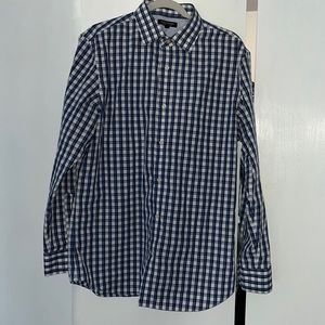 Non-Iron Slim Fit Button Down